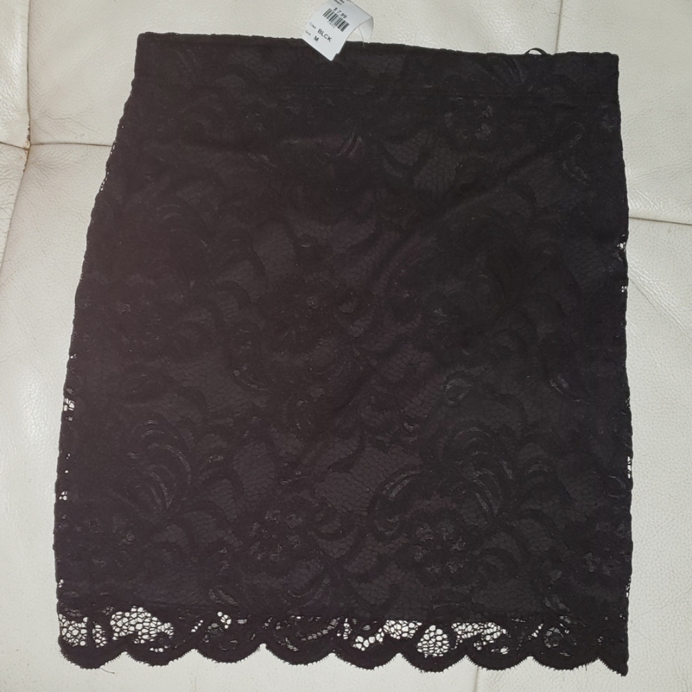 Black floral skirt